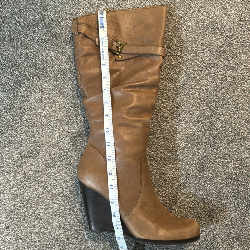 🎉HP🎉 [Guess] Knee High Wedge Boots - Picture 6 of 6